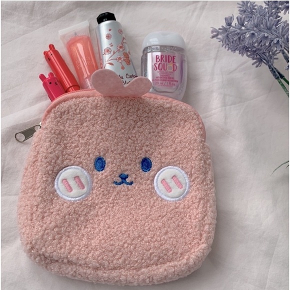 NWT Cozy bunny pouch, pink sherpa, 5”x1”x5” - Picture 7 of 8